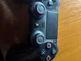 Продам геймпад PlayStation 4