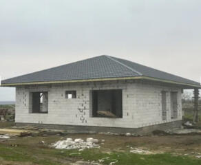 Продам дом на этапе строительства в с.Красноселка (Лиманский р-н, 5 ..