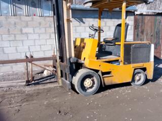 Продам погрузчик