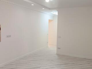 De la proprietar. Agenti nu deranjati.