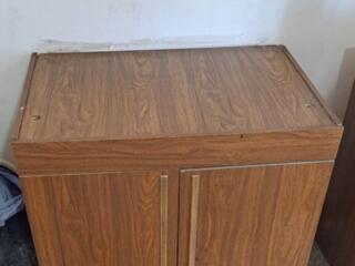 Продам тумбу