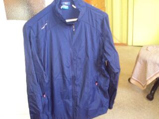 Новая куртка ветровка 48-50 размер не промокает