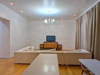 Код: 171. Четырехкомнатная квартира в историческом центре Одессы.