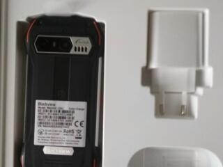 Продам защищённый компактный смартфон