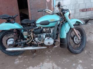 Продам мотоцикл Урал 1000$