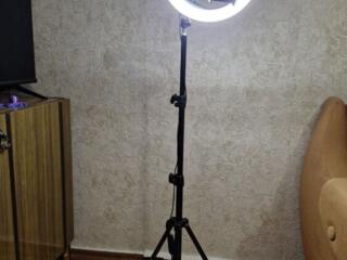 Светодиодная кольцевая лампа