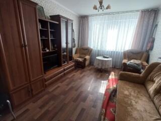 2-ком. центр. 6 эт. /16-эт. доме. р-н Счастливый мир.