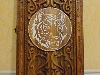 Нарды ореховые резные картина Тигры Белые эксклюзив!