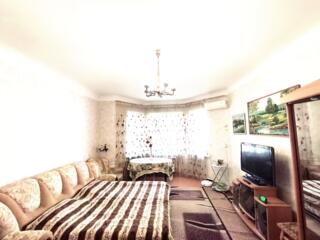 Сталинка, 1/3.