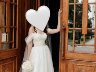 Продам свадебное платье