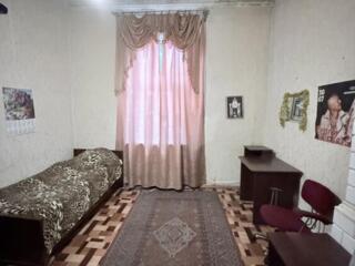 Сдам уютную комнату в 4-комнатной квартире на Старопортофранковской.