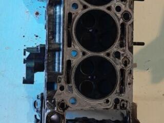 Продам по запчастям мотор ОМ-611 (2.2 CDI)