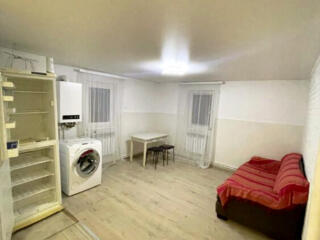 ЖИЛОЙ дом в центре Паркан с ремонтом, санузлом и автономным отоплением