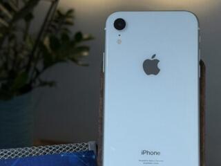 iPhone XR