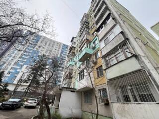 O cameră, Râșcani.