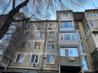 Apartament cu 2 camere, Centru.
