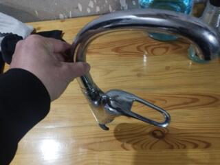 Продам б. у. кран. 100р