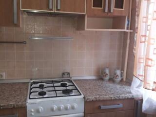 Сдам 1-комнатную квартиру с ремонтом на возле парка на Варненской.