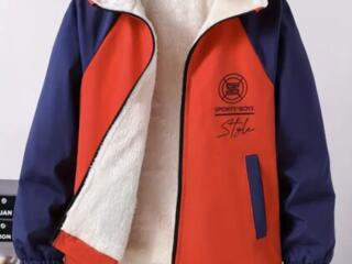 Продам куртку для мальчика