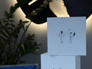 AirPods 4