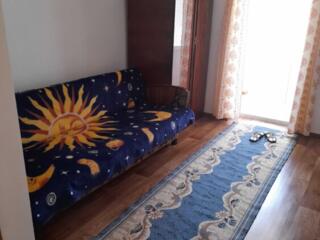 Сдам 1-комнатную квартиру на Леонова/ Лазурный переулок (Ленпосёлок)