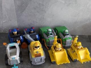 Продам Виг Вам, бизиборд, развивающие игрушки др.