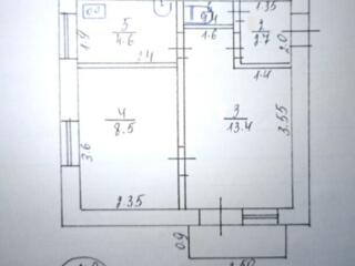 Продается двухкомнатная квартира 30.6 кв.