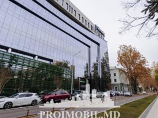 Se oferăchirie, spațiu comercialamplasat însect.Centru, str. 31 ...