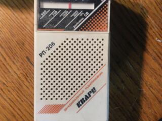 ПРОДАМ МАГНИТОФОН АГИДЕЛЬ И РАДИО КВАРЦ PП206