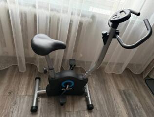 Продаю домашний велотренажер в очень хорошем состоянии. Использовался