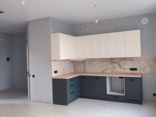 Пропонується до продажу сучасний двоповерховий будинок у Сухому ...