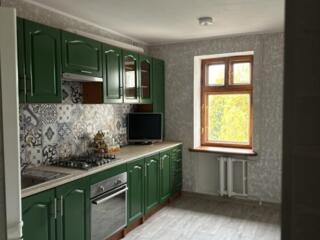 Четырехкомнатная квартира на улице Люстдорфская дорога, Таирова.