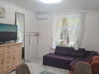 Продается двухэтажный дом в районе Аркадии (у моря).