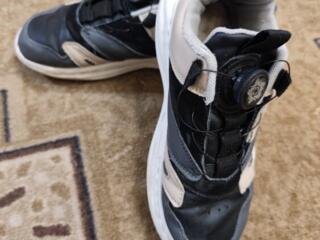 Продам кроссовки детские полуавтомат, туфли, босоножки