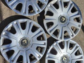 Продаются колпаки на R15.