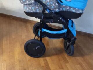 Продам коляску б/у Zippy verdi