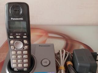 Продам телефонную трубку с базой.