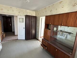 2- комнатная. Молдавкабель. Большая лоджия