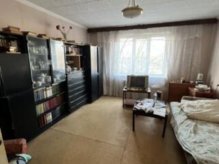 Трешка, 143 серия, под ремонт!