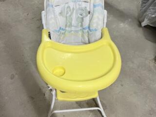 Продам стульчик для кормления