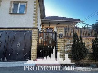 Vă propunem spre vânzare această casăîn sect. Buiucani, str. ...