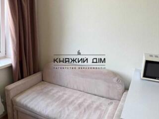 Пропонується до продажу 1-кімнатна квартира-студія з якісним ремонтом 