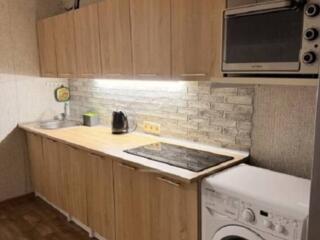 Продается большая, светлая и очень теплая квартира внутри дома (не ...