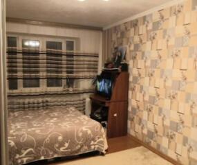 Предлагается к продаже комната в коммунальной квартире на Давида ...