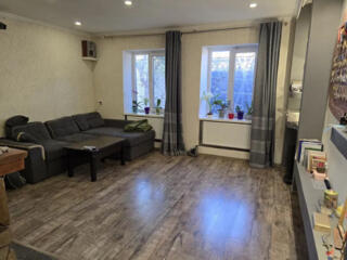 Продам будинок з ремонтом та сонячними панелями біля моря в ...