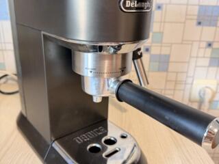 Продам кофеварку Delonghi в хорошем состоянии