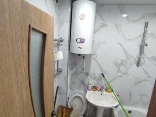 Se vinde apartament: