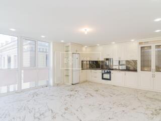 Spre vânzare apartament cu trei odăi și living, bloc nou, amplasat în 