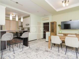 Vă propunem spre chirie apartament la sol cu 2 odăi și living comasat 