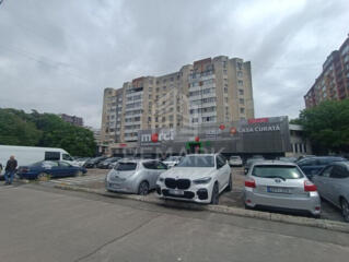 Chirie spațiu pentru oficiu Prima Linie  pe  bd. Ștefan cel Mare! ...